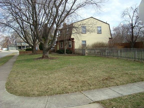 2nd image of 2631 Brinkman Dr