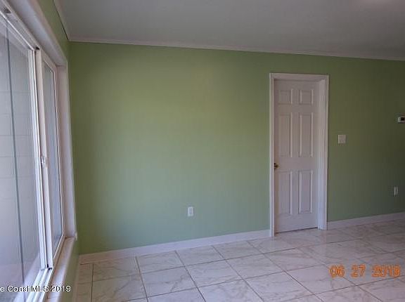 3rd image of 1380 Hardy St