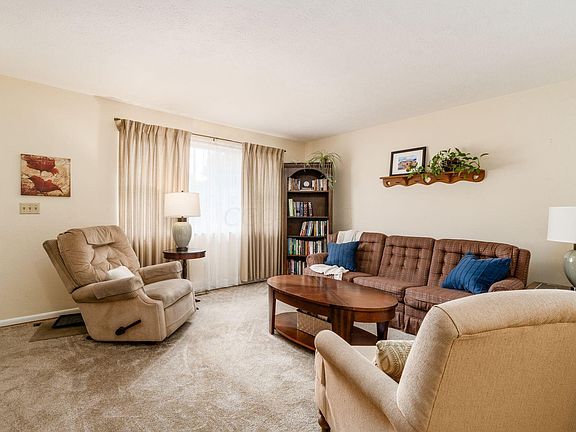 4th image of 5080 Holbrook Dr
