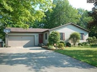 139 Fairview Ave, Cortland, OH 44410