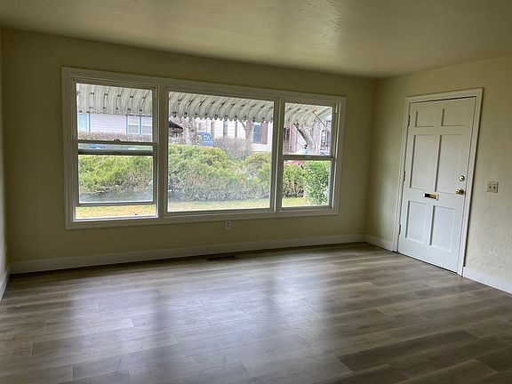 Living room.