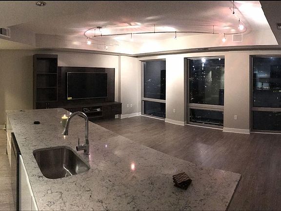 2nd image of 1111 19th St N APT 2804