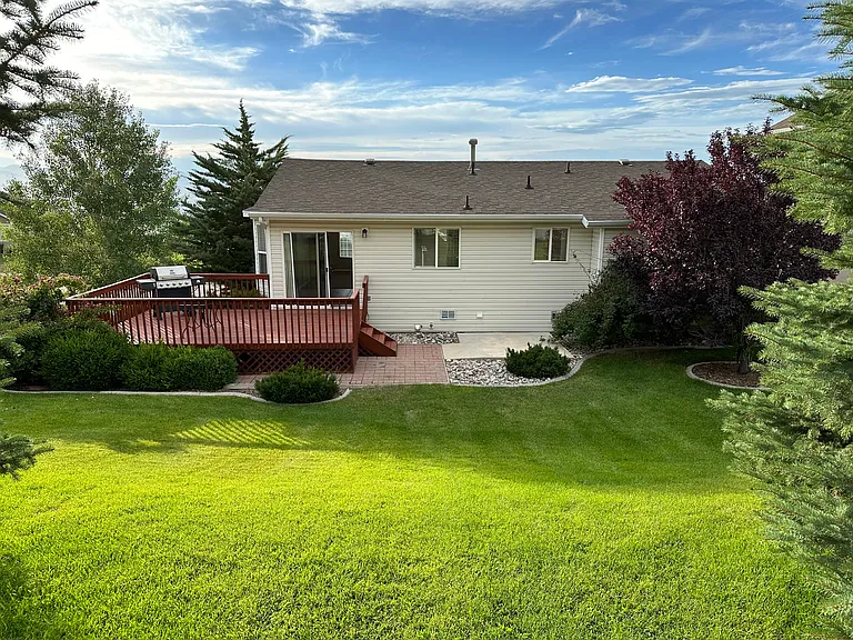 Rear yard view 2