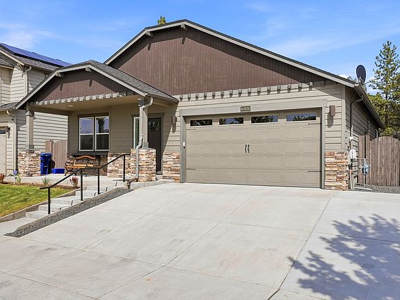 3rd image of 60930 SE Sweet Pea Dr