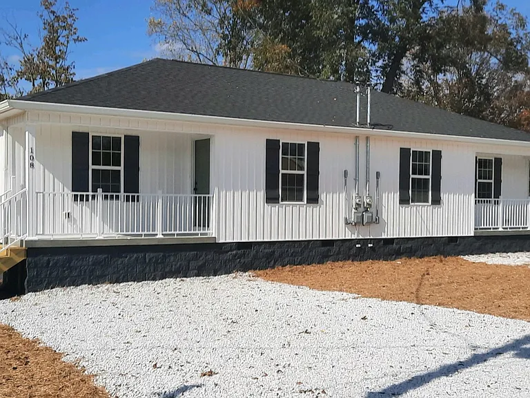 108 Heath Ln #2 — Photo 1