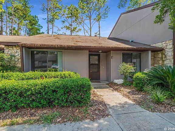 2nd image of 3715 NW 56th Ln