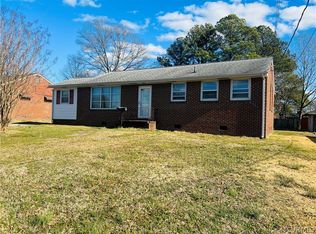 604 Compton Rd, Colonial Heights, VA 23834