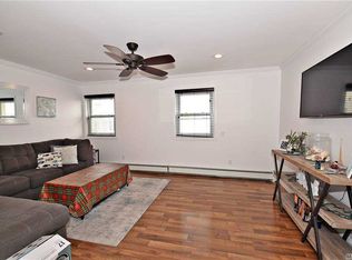 57 Vermont St, Long Beach, NY 11561