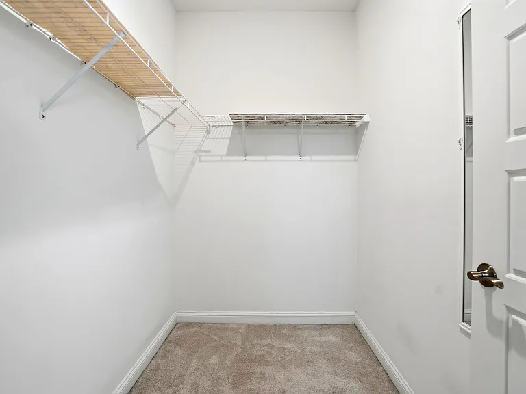 2035 Prestwick Pl — Photo 33