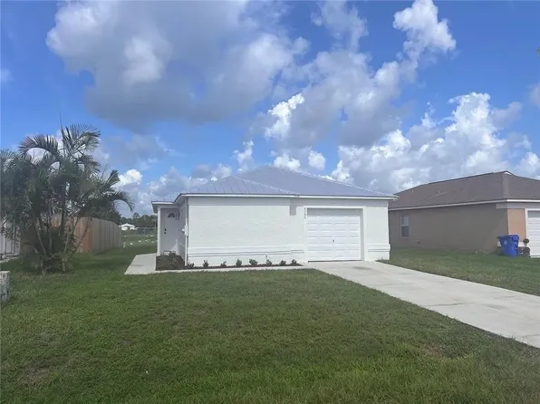4755 30th Ave, Vero Beach, FL 32967