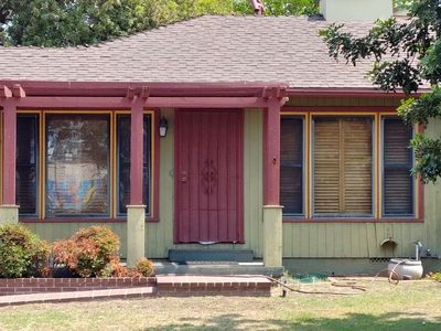 7840 Boeing Ave, Los Angeles, CA, 90045