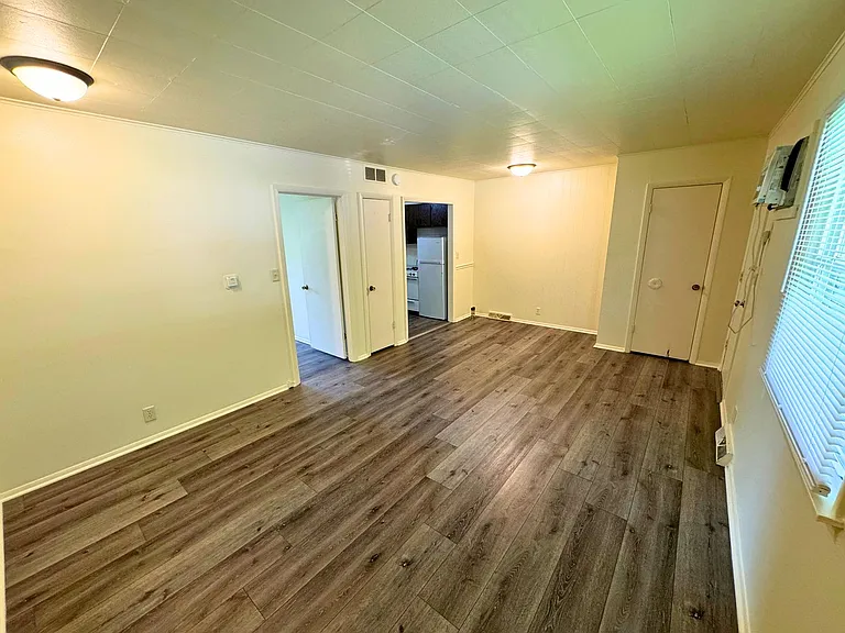 202 S Munroe St — Photo 36