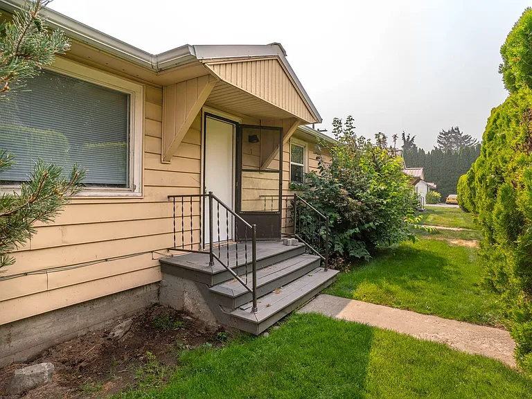 EN - 2510 / 2516 Chatham Hill Dr — Photo 1