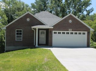 724 Santa Fe Trl, Boonville, MO 65233