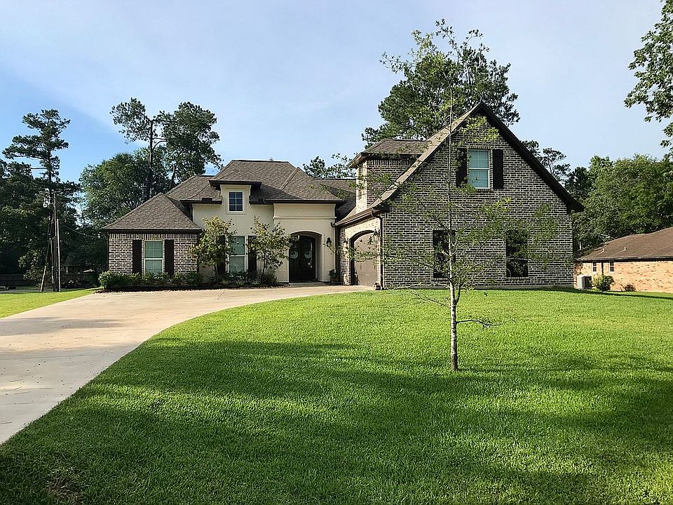 1st image of 218 Pinehurst Dr