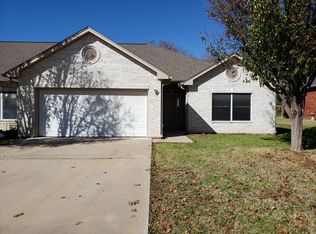 232 Muirfield St, Meadowlakes, TX 78654