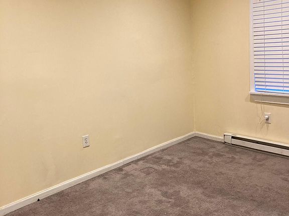 4th image of 3214 Turner St Floor 1
