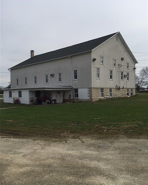 2nd image of 6987 Union Rd