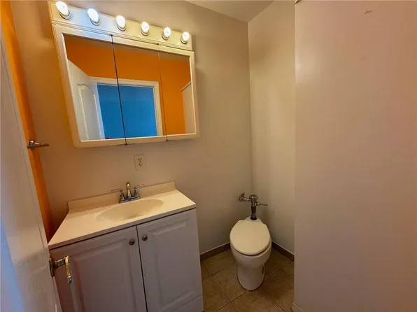 129 Beach 118th Street image 15 of 35