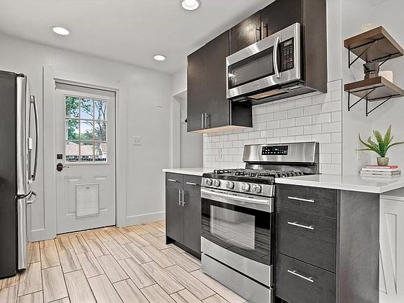 2nd image of 2057 S Williams St #Hse