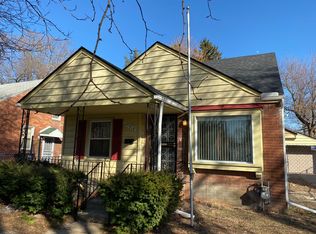 19414 Warwick St, Detroit, MI 48219