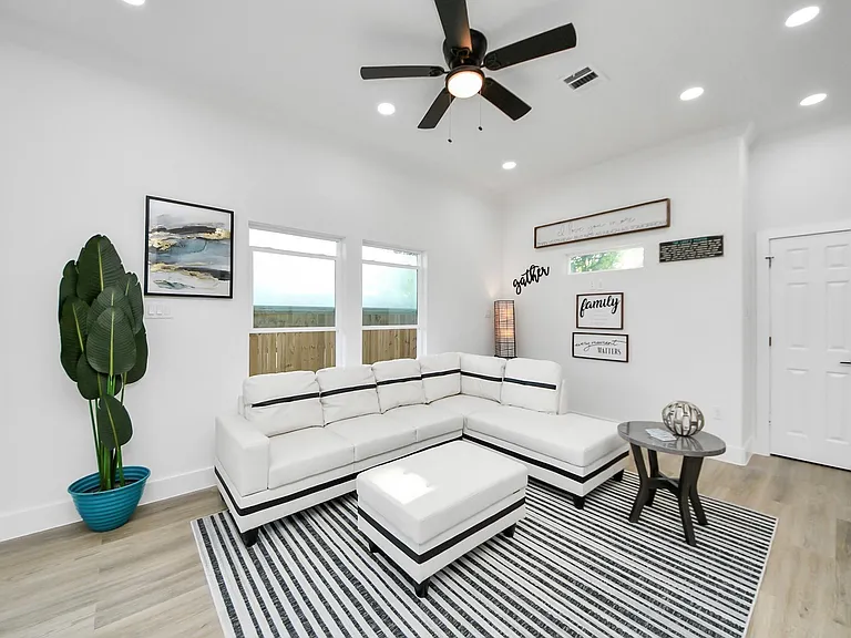 9307 Jutland Rd — Photo 31