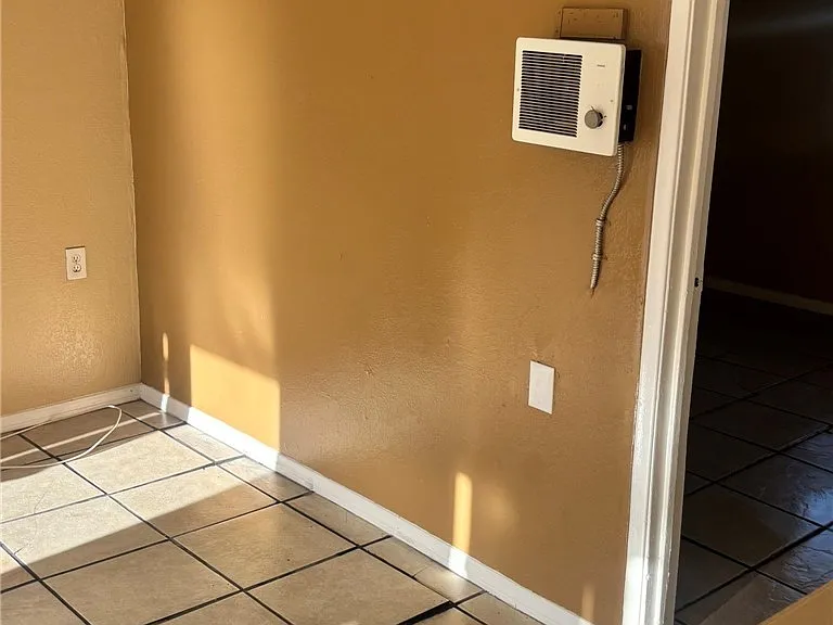 1118 Laurel Ave #1 — Photo 12