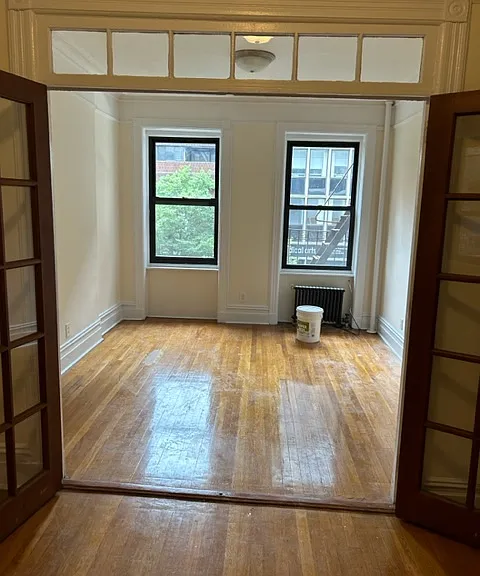 215 E 86th St #3E — Photo 1