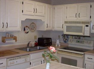 8230 Blue Spruce Dr, Hixson, TN 37343