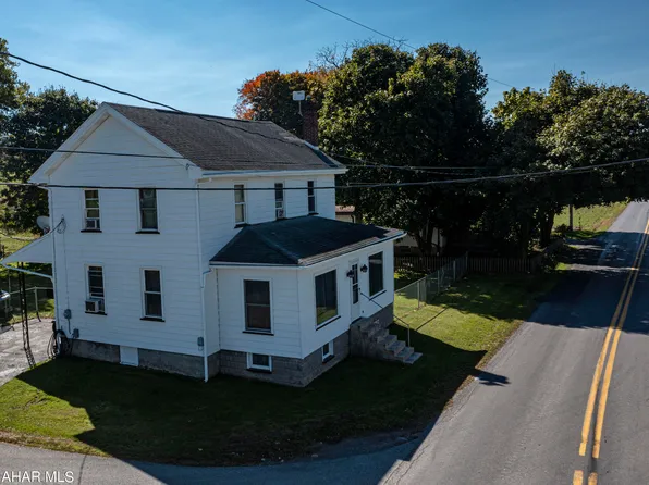 5316 Clover Creek Rd, Williamsburg, PA 16693