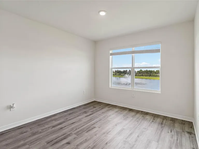 17129 Reserva Dr — Photo 29