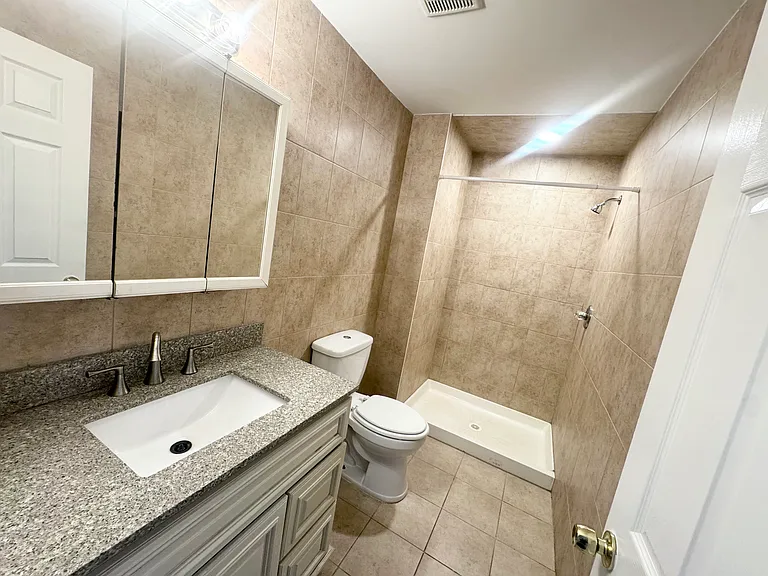 3510 Wallace St — Photo 41
