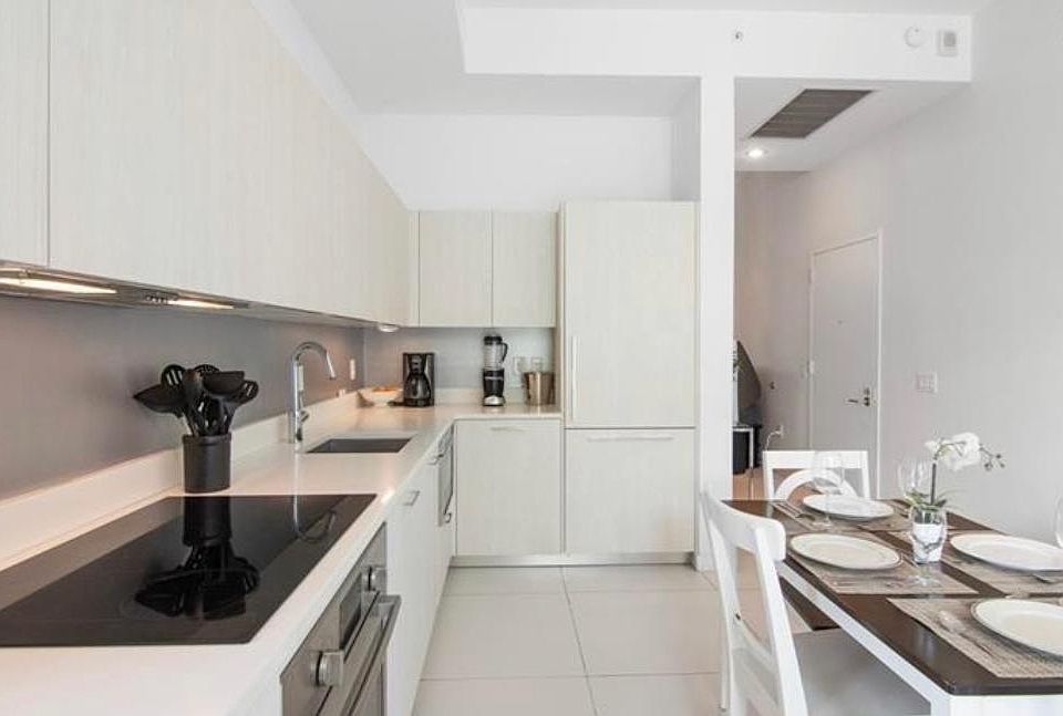 2nd image of 501 NE 31st St #308