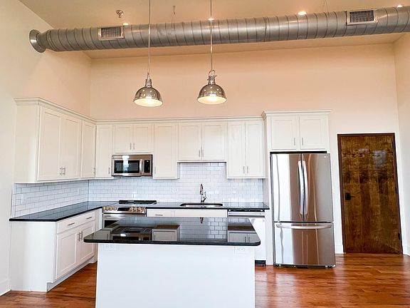 3rd image of 112 E 5th Ave #308
