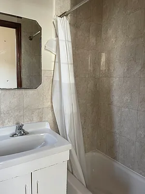 Rented by Native Real Estate LLC | media 6