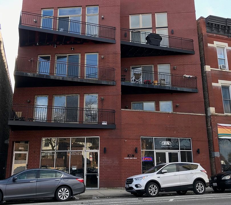 2nd image of 1132 N Milwaukee Ave APT 2N