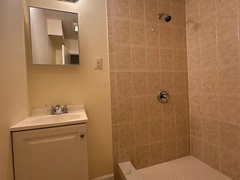 19088 McFarlin Dr — Photo 16