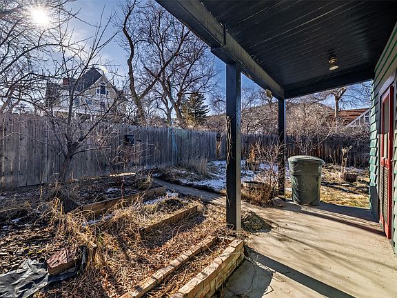 5th image of 342 Clarke St