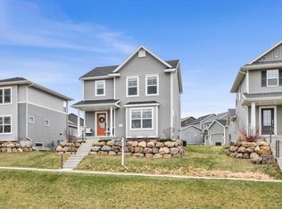 307 N Division St #1, Waunakee, WI 53597