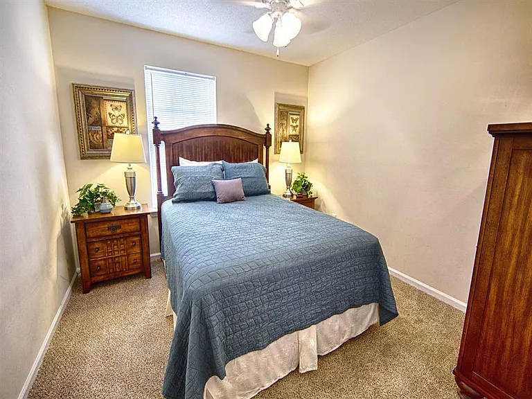 Mountain View Apartment Homes — Photo 8
