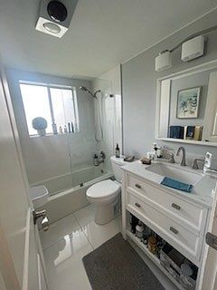 5th image of 3080 Lake Osborne Dr
