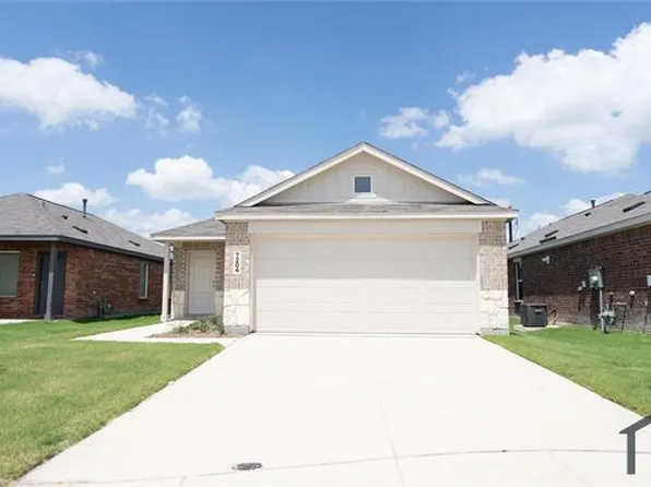 1204 Canyon Wren Dr, Forney, TX 75126