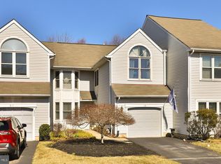 68 Harlow Cir, Ambler, PA 19002