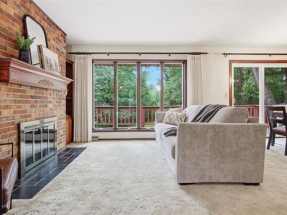 5th image of 2719 E Deblene Lane