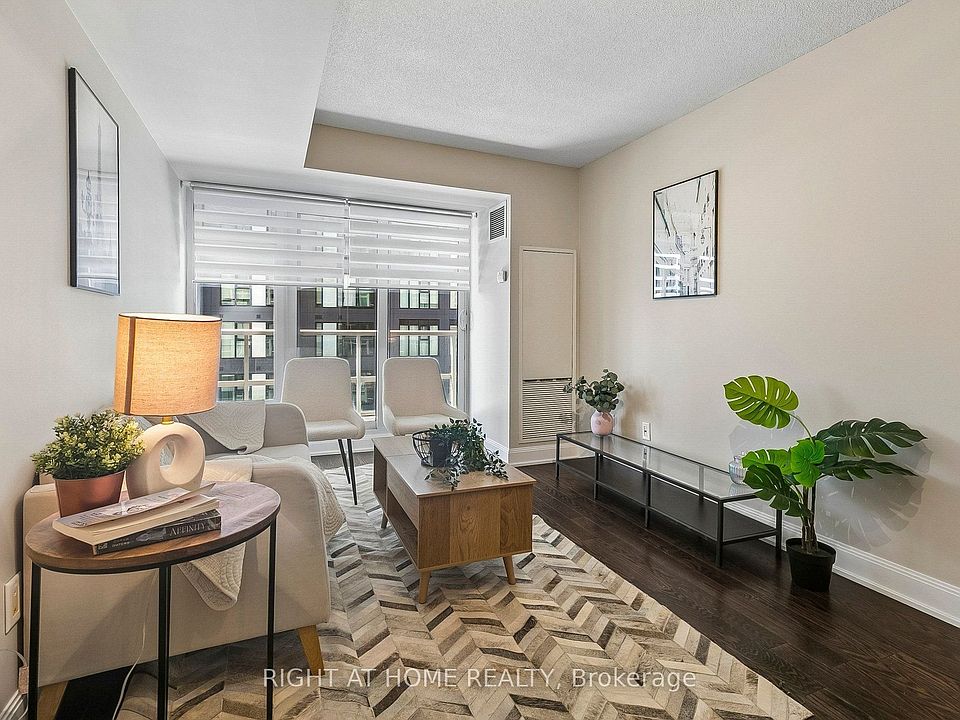 1st image of 2181 Yonge St #2804