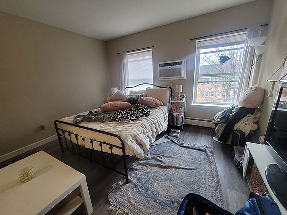 2nd image of 3069 N Oakland Ave #311