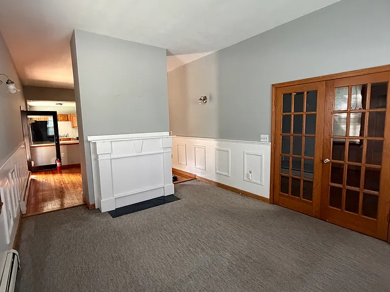 92 Chestnut St — Photo 3