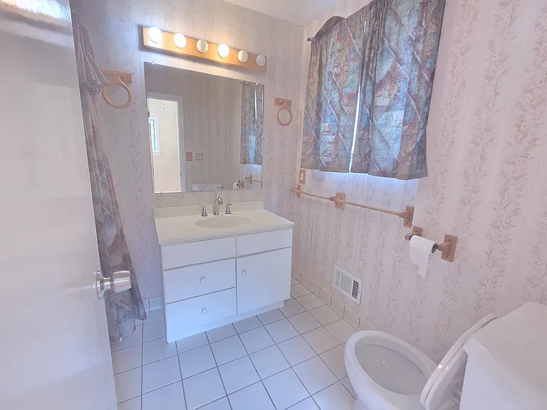 331 Campfield Ave — Photo 8