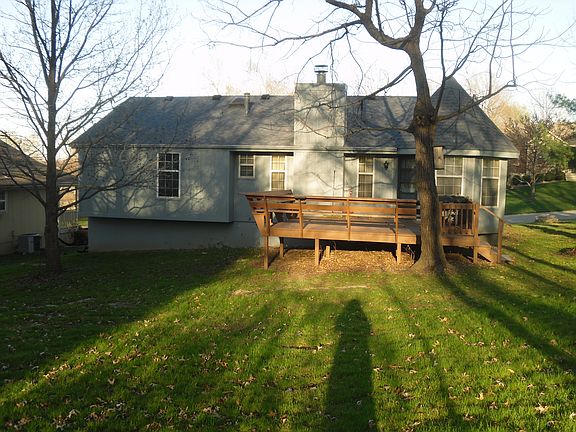 2nd image of 3204 S Bryn Mawr Dr