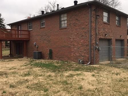 2nd image of 2957 Anderson Rd